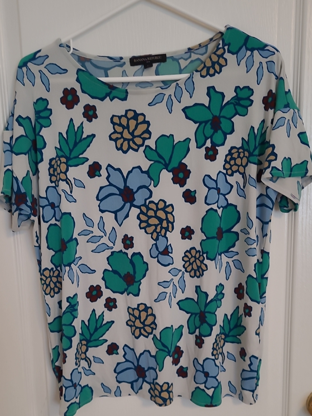 Banana Republic White Short-Sleeve Floral Tee with Teal and Blue Flowers